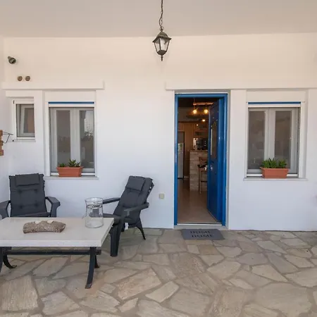 Family Holiday 'arokaria' Skaládhos